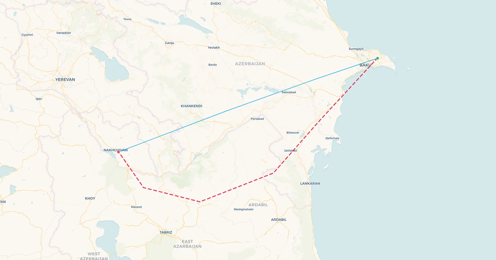 Mapa de la ruta Bakú-Najicheván: la línea recta sobre el sur de Armenia que se vuela desde 2021, y la línea discontinua con el trazado por Irán de 2014 a 2021